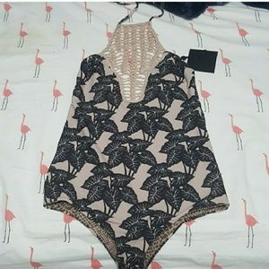 Small acacia Teahupo'o one piece